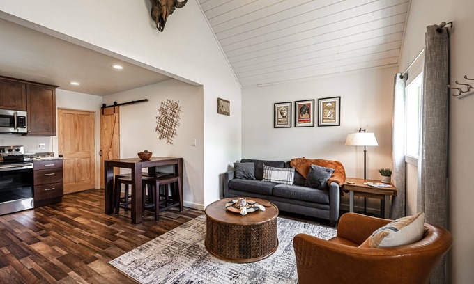 Franklin to the Fort Casa | New Quiet Home/Heart of Missoula