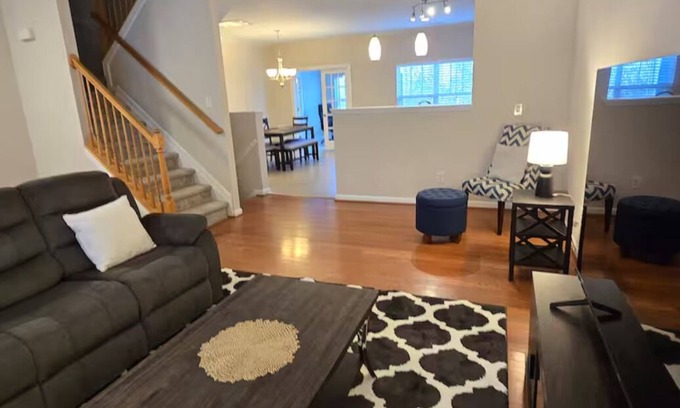 North Raleigh Apartamento | NEW! Ready for Families and Business Travelers