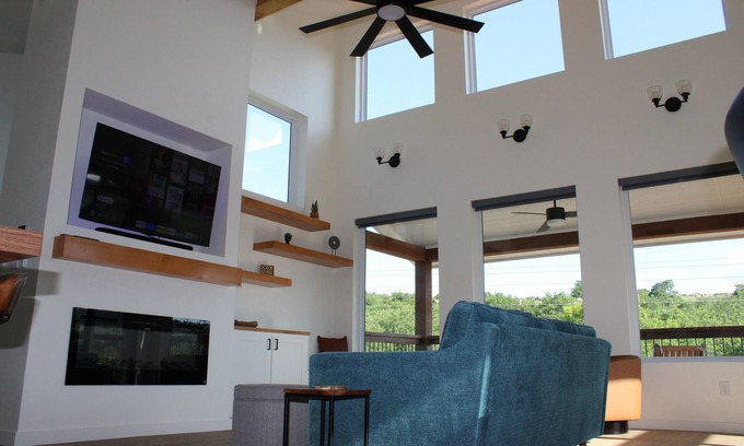 Medicine Park Casa | NEW Red Rock Retreat in Medicine Park