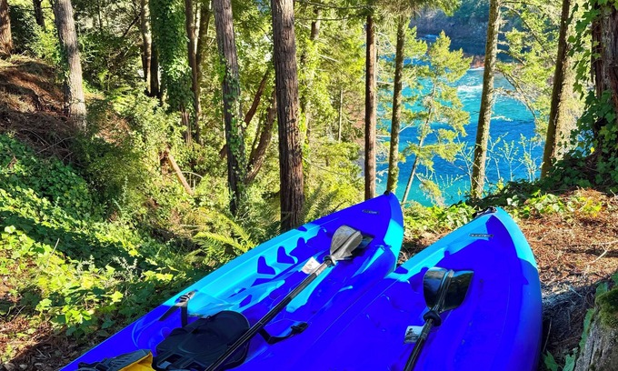 Hiouchi Casa | New! Redwoods ON The River in Hiouchi, CA in the Heart of the Redwood Forest