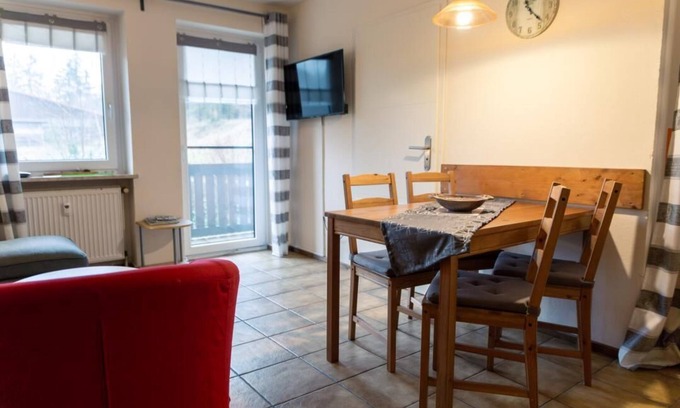 Weissenstadt Apartamento | NEW! Reiterhof Finkenmühle apartment Wicky with balcony