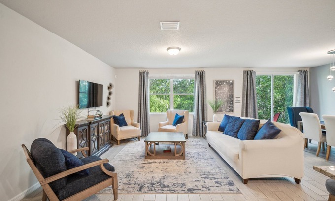 Spring Hill Casa | NEW! Relaxing Pet-Friendly Spring Hill Escape