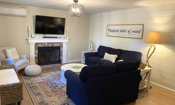Vineyard Haven Casa | NEW! Renovated Family-Friendly Vineyard Haven Home, Close to town!