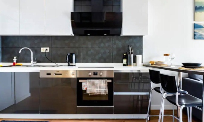 Kadikoy Condominio | New residence, 5 minutes to kadikoy metro, metrobus