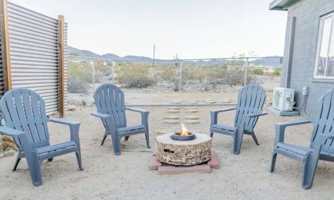Twentynine Palms Casa | NEW! Rising Star Cactus Villa @ Joshua Tree - Hot Tub, Fire Pit & Outdoor Shower