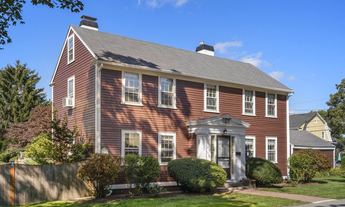 Salem Casa | NEW Robert Manning Place Historic 1824 Salem Home with Parking Walk to Downtown