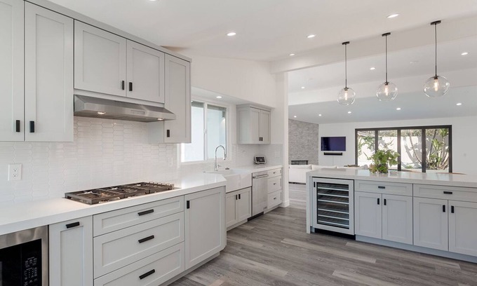 Bonita Casa | *New* San Diego family smart home - Huge Pool