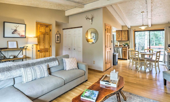 Kings Valley Casa | NEW! Scenic Conifer Retreat w/ Hot Tub on 1 Acre!