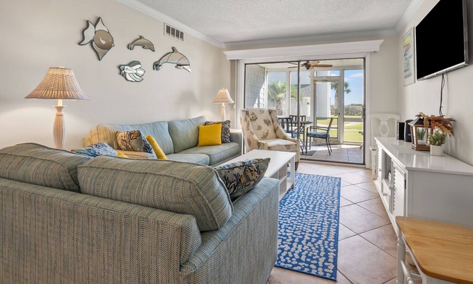 Ocean Drive Condominio | NEW! Sea Cloisters 105B 3-Bedroom Condo with Pool and Beach view
