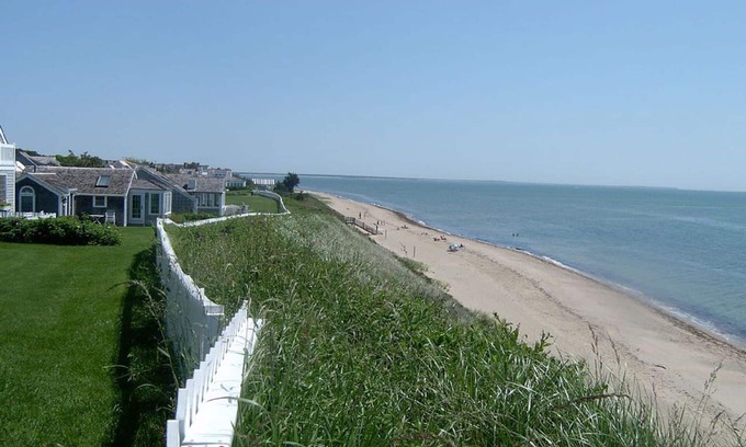 Mashpee Casa | Nueva cabaña de Seabury Beach con impresionantes vistas al mar, a pasos de playa privada
