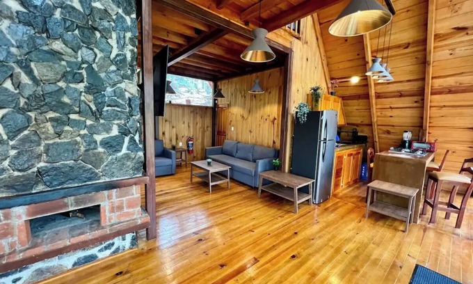 San Jose del Pacifico Chalet De Esquí | New Secret Chalet in Magic Forest with Starlink