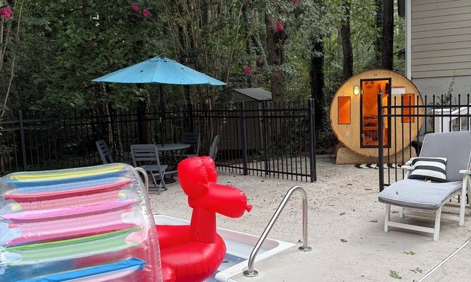 Royal Pines Casa | NEW! Sleeps up to 18, Games, Sauna, Pool, Spa, Fire Pit- South of Asheville
