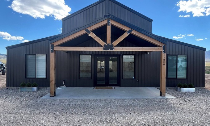 Juab County Casa | NEW Spacious 5-bedroom home at YUBA LAKE Family Reunion Fun! sleeps 20+