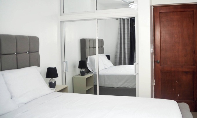 Los Frailes Apartamento | NEW Spacious 3-bedroom apartment in pleasant Santo Domingo Este with WiFi, AC