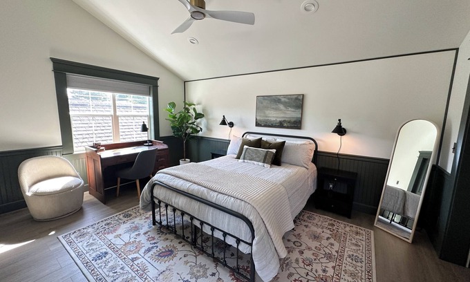 Clatskanie Apartamento | New Spacious Guesthouse in Clatskanie, OR