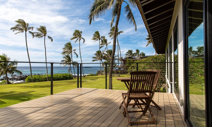 Waialee Casa | NEW - Spectacular Modern Ocean Front House Huge Garden Private Sea Access