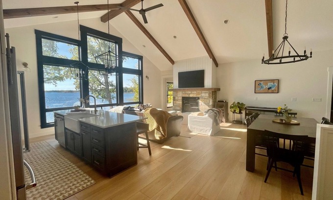 Aitkin Casa | New, stunning modern lake home with private swimming beach and dock