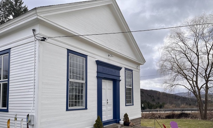 Susquehanna Casa | NEW! Stunning Pre-Civil War Church w/firepit near Elk Mtn