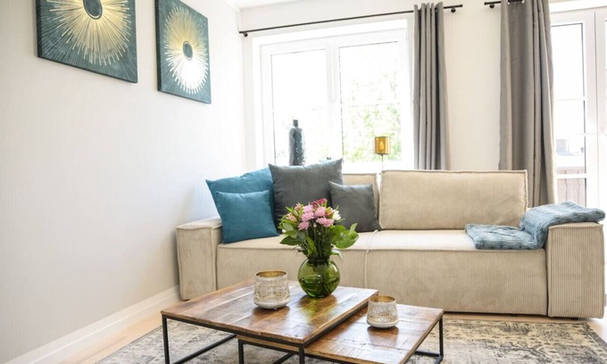 Feldafing Apartamento | NEW Stylish Apartment - up to 8 Guests - Terrace -bbq