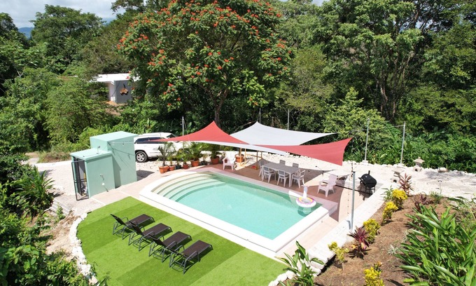 Sámara Villa | NEW! Stylish, Boutique Tropical Retreat with Saltwater Pool Samara Beach 5 mins