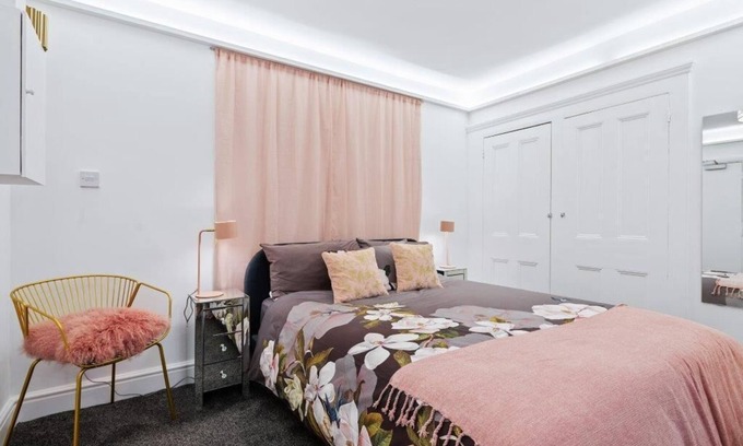 Belsize Apartamento | New Suite 4, 2 min walk to Belsize Park metro