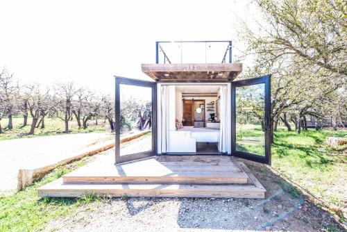 Fredericksburg Casa | New The Texas Retreat-Container Home