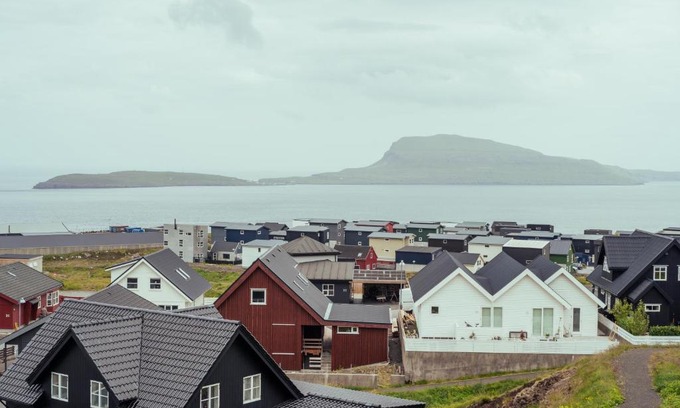 Hoyvik Apartamento | New Three Bedroom Townhouses with Sea View