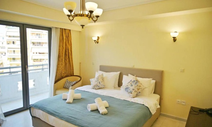 Neos Kosmos Apartamento | New Times Home & Hotels Near Metro Station Athens Center