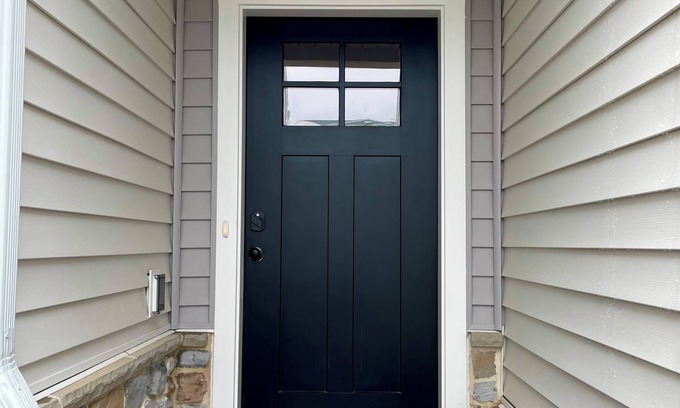 State College Casa | New Townhome in State College – 3BR, fin. basement, 4 car parking. Spacious !