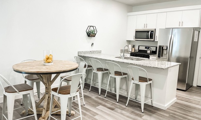 North Ogden Casa | NEW Townhome - Pet Friendly - 3 BD - 30 Minutes from Adventure