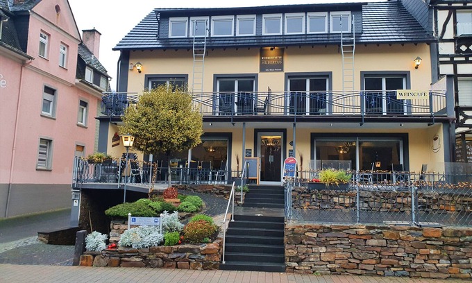 Klotten Apartamento | New vacation apartment in the old winegrower's house - vacation at the winery
