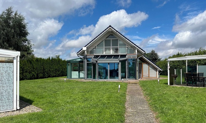 Laage Casa | New vacation home 125sqm glass house to slow down