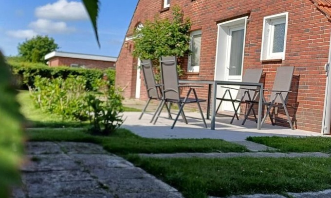 Westerholt Casa | NEW! Vacation home Gastallee on the North Sea