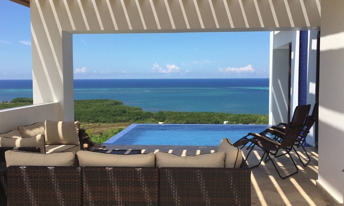 Pristine Bay Villa | Nueva Villa 2 BedR + 1, 2 baños Playa privada, fácil acceso a Little French Key