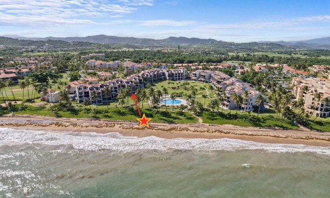 Candelero Abajo Casa | New Villa Listing 20 yards from Beach