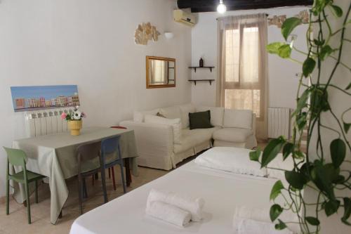 Province of Cagliari Apartamento | New Villanova Vibes