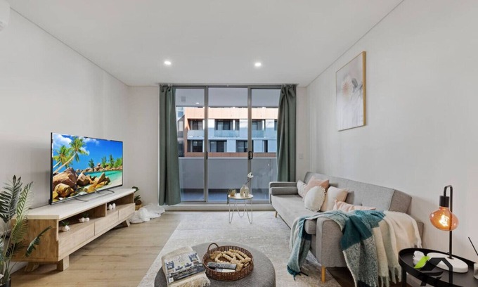 Wolli Creek Apartamento | New Vivid 2 bedrooms Apts in Heart of Wolli Creek