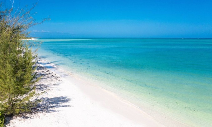 Sandy Point Villa | New VRBO Beachfront Villa!! Private Pool! Sunsets, Amazing Ocean View! Private!