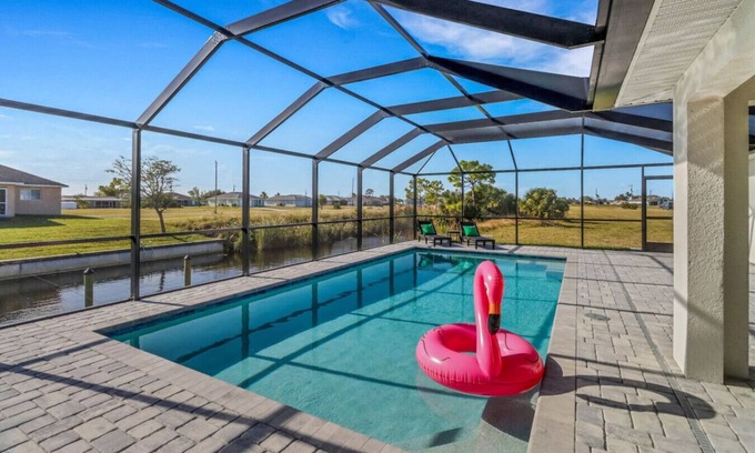 Diplomat Casa | New W/ heated Pool & Pier! Ideal for 2 Families!