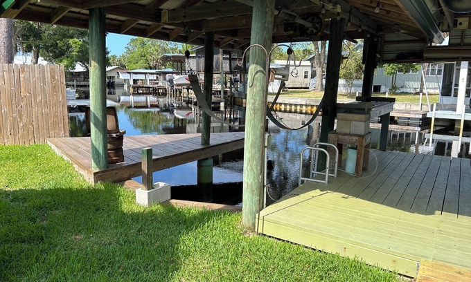 Suwannee Casa | New Waterfront 3/2 Fishing Oasis in Suwannee Town by the Gulf of Mexico