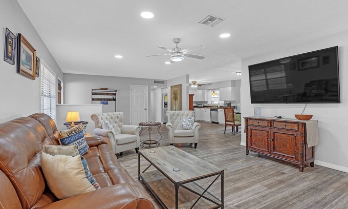 Inverness Casa | NEW! Waterfront Retreat w/ Canal Access
