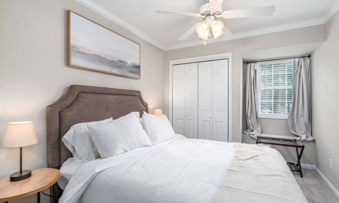Auburn Condominio | New- WDS, 0.1 to Stadium/Neville Arena DT, parking