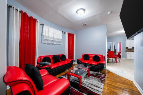 Ampere Apartamento | Newark 3BR Gem - Near NYC - & Attractions