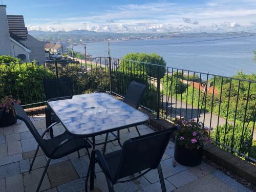 Newcastle Apartamento | NEWCASTLE STUNNING SEA VIEW apartment absolute top quality over 500 of 5 star reviews You will not be disappointed