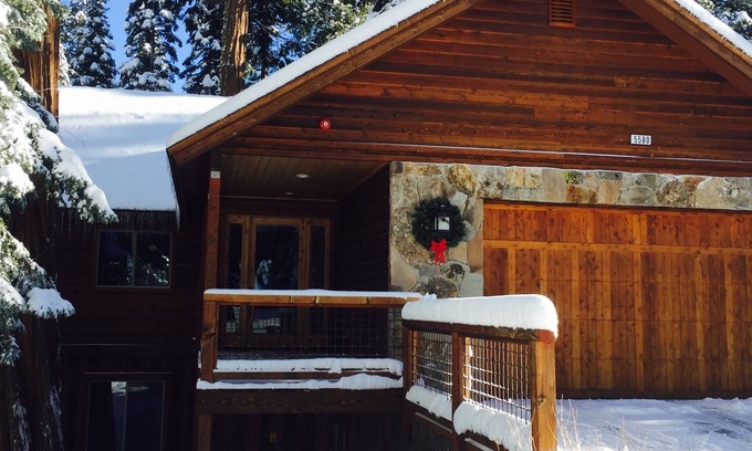 Tahoma Casa | Casa de lujo de nueva construcción en Tahoe, ubicación ideal para esquiadores ** para 10 personas