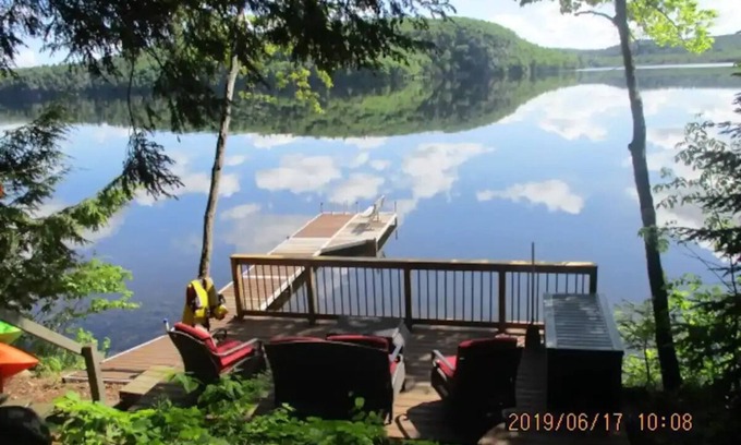 Cloyne Cabaña | Newer Deluxe Cottage, Bon Echo Park