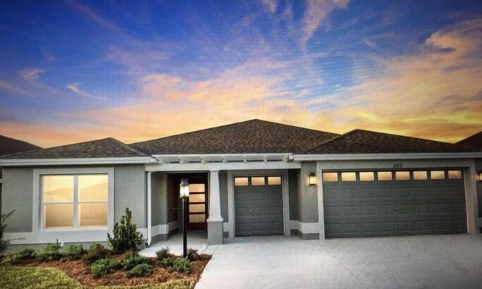 Wildwood Casa | Newer Golf Front Home on Lowlands Golf Course, Village of Marshbeen