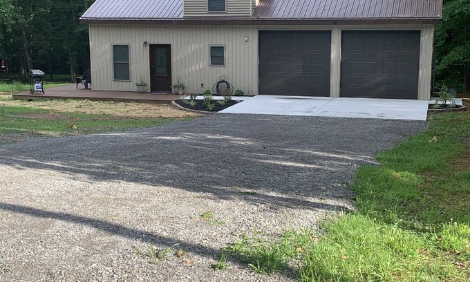 Benton Casa | "NEWLY BUILT" 3 Bedroom /2Bath House on the Lake