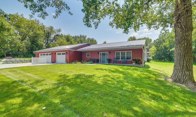Morrison Casa | Newly Built Home Near Morrison Rockwood State Park