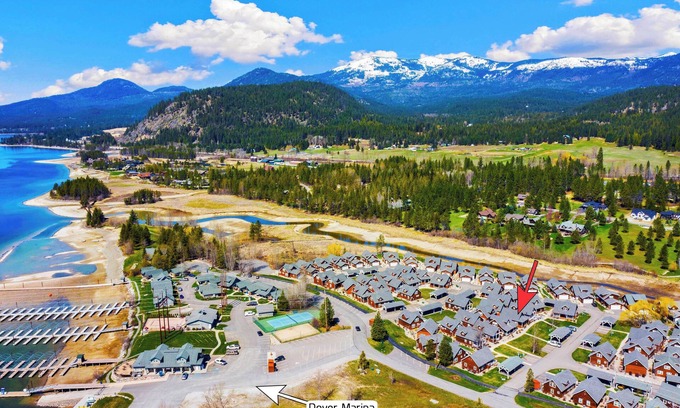 Dover Bay Casa | Newly Furnished Bungalow in Dover near Lake and Ski Resort